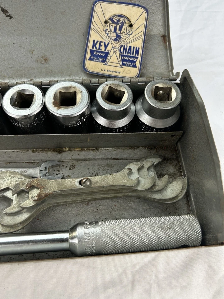 Very Rare Crescent tool kit Vintage 1950s 1/2” Drive Steel box 15 Piece W/papers - Image 2 of 4