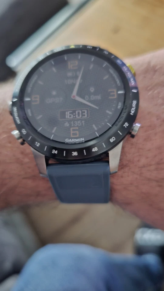 Garmin Marq Athlete (RRP:1500) NEW!!!Includes 2 Extra Genuine bracelets - Image 2 of 4