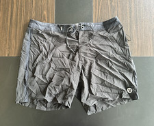 Vuori Mens 34 Black Swim Trunks Board Shorts Style V314 Casual Waist Stretch EUC