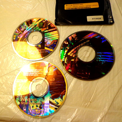 MS Windows Small Business Server 2003 w/code-3 Mint CD'S