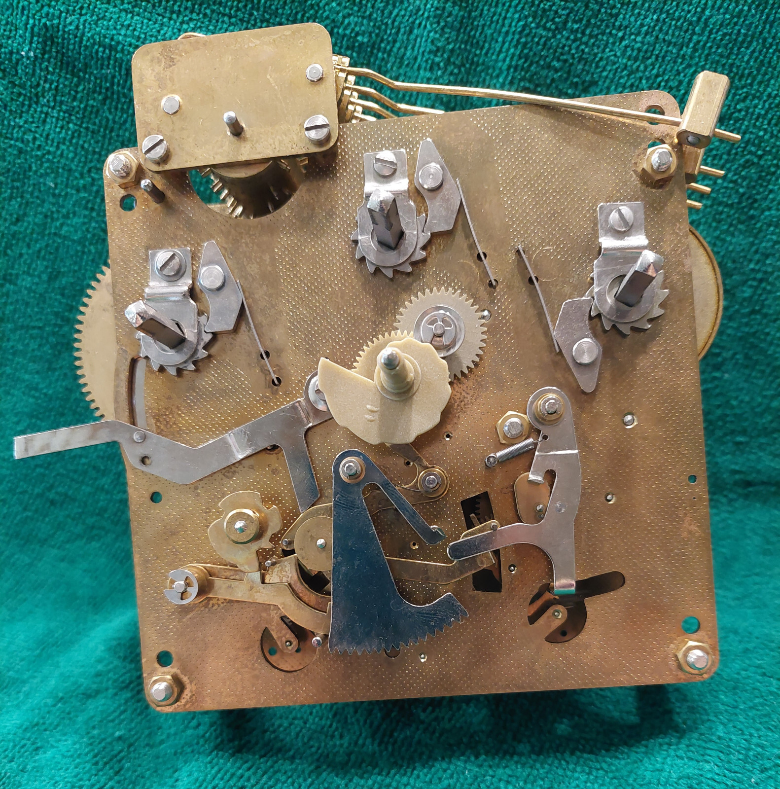 Hermle Howard Miller Clock Movement 1051020. Triple chime. eBay