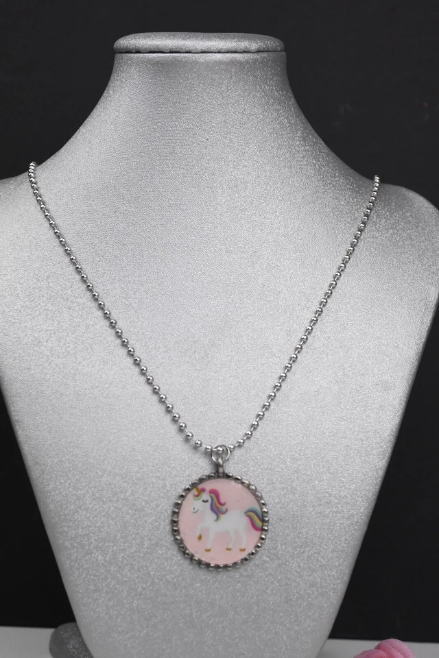 Collar de cuentas colgante de unicornio para niñas estilo tapa de botella plata rosa arco iris encanto H Foto 2 de 4
