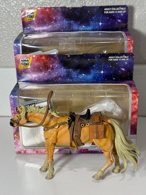 Mighty Steeds Goldie the Horse & Light Tack Kit 1:18 Scale Vitruvian HACKS