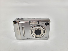Fujifilm FinePix A400 Digital Camera 4.1MP, 3x Zoom, AA-Powered
