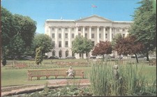 CHELTENHAM, QUEENS HOTEL & IMPERIAL GARDENS, Gloucestershire - Vintage POSTCARD