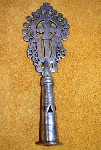 Handmade Ethiopian Coptic Christian Metal Processional Cross Ethiopia, Africa - Picture 1 of 2