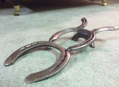 horseshoe boot jack