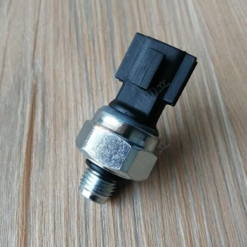 Oil Pressure Sensor 42CP13-1 For Hitachi ZX450-3 ZX470-3 ZX870-3
