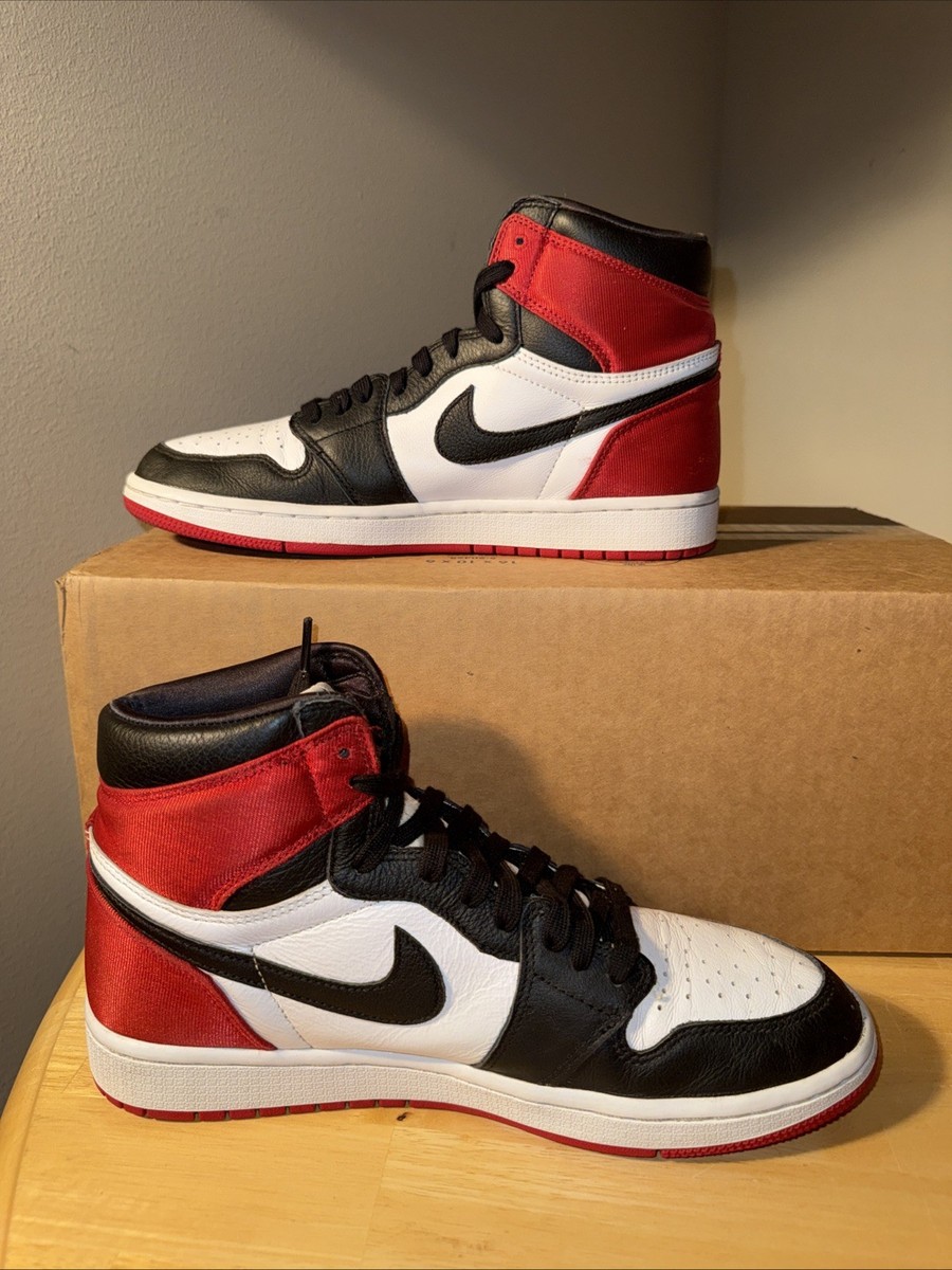 Air Jordan 1 Retro High OG Women's Size 10 Mens 8.5 'Satin Bred