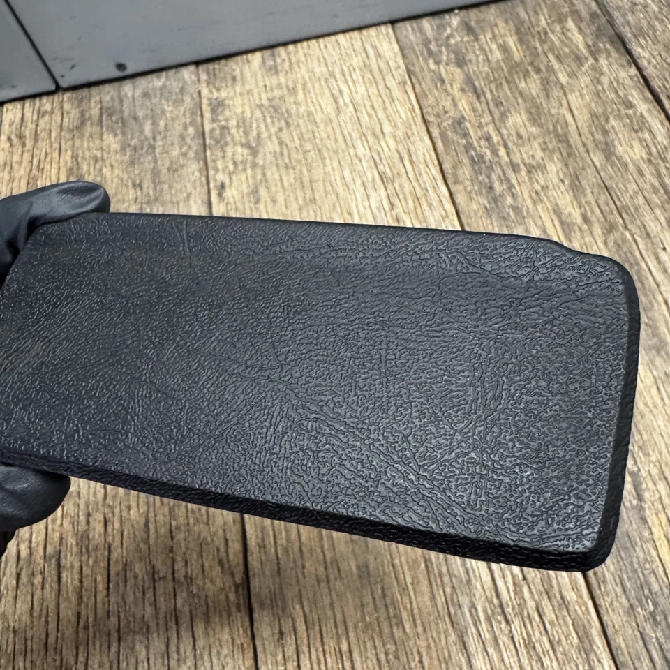 BMW E21 320i 79-83 OEM BLACK Ashtray - Image 4 of 4