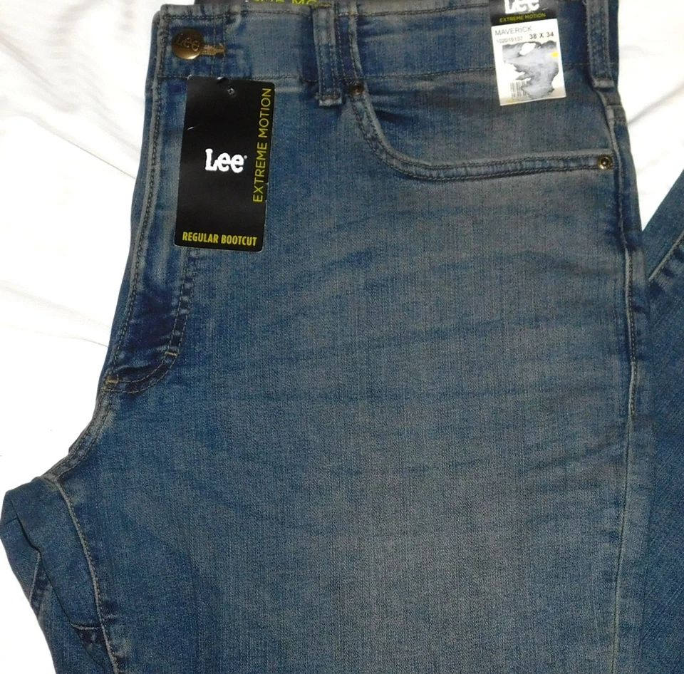 Jeans LEE Regular Calce Movimiento Extremo Elastizados Corte Boot Med Azul Maverick Foto 3 de 4