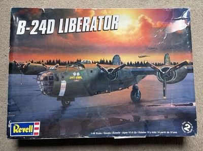 Revell Monogram B-24D Liberator 1/48 (C-47 DC-3 B-17 PBY FW-200 He-177 size/peer