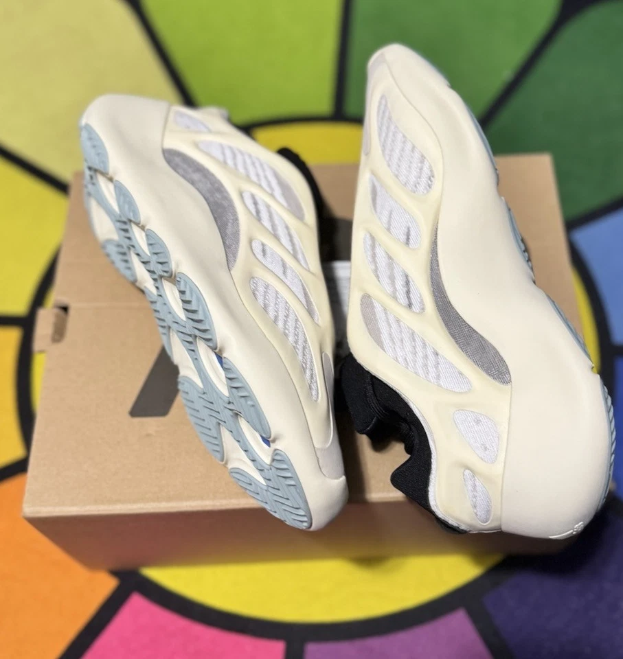 9 码-阿迪达斯 Yeezy Boost 700 V3 Azael — 第 4/4 张图片