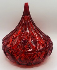 Vtg Shannon Crystal Design Of Ireland Red Covered Dish Hershey Kiss Shape 5”