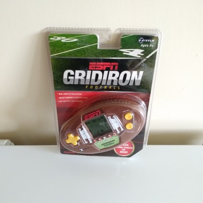 Vintage 2007 ESPN Zizzle Gridiron Football Electronic Handheld Travel Game T6