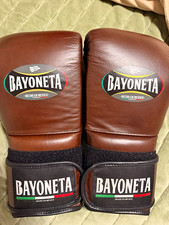 Bayoneta Latex Boxing Gloves 12 oz (Brown/Bla...