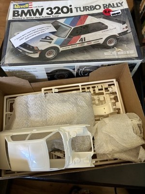 REVELL BMW 320i TURBO RALLY 1/25 MODEL KIT 7213