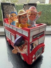 Grandpa & Grandma LONDON BUS Gnome Outdoor Garden Patio Decor Family Ornament