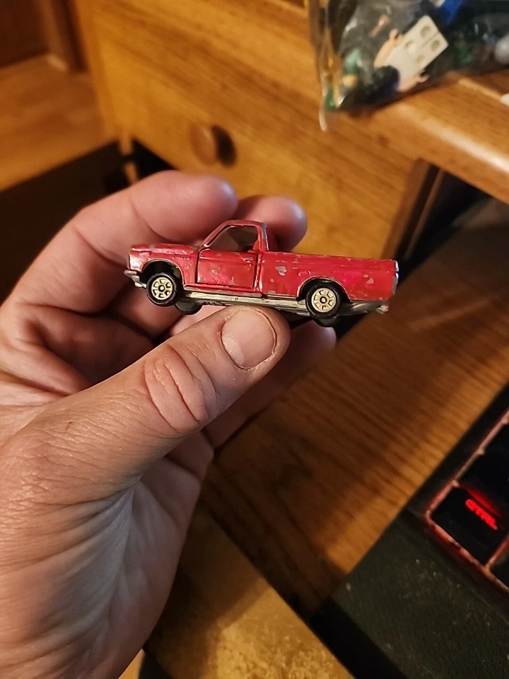 复古 Tomica Tomy #42 红色 Datsun 1300 卡车 1/62 压铸皮卡 — 第 2/4 张图片