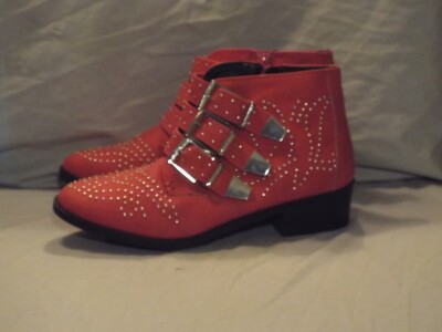 Truffle Collection Stud A Side Vegan Ankle Boot Red sz US 5.5