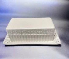 I. Godinger & Co Open work Porcelain Butter Dish W/Cover New