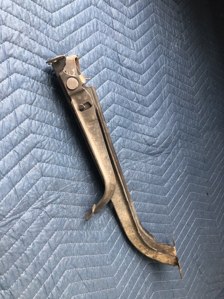 Pontiac GTO 1964 Lemans Tempest capó palanca de liberación núcleo soporte 64 Foto 2 de 3