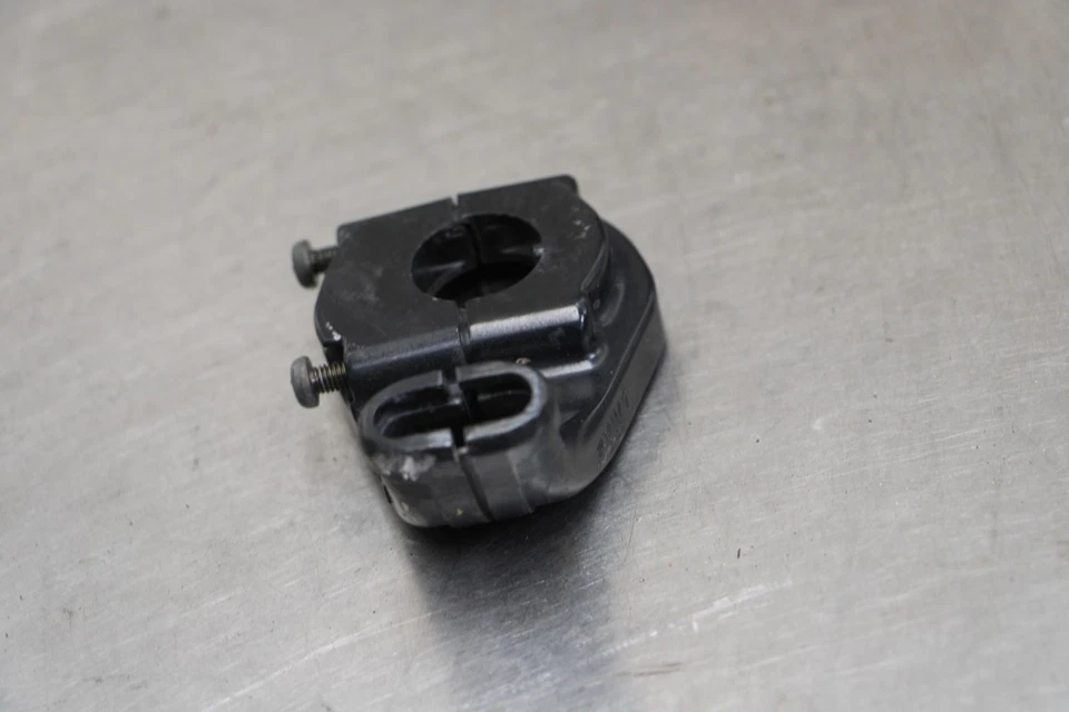 05-06 KAWASAKI NINJA ZX6R THROTTLE CABLE LINE HOUSING GUIDE 32099-1193 - Изображение 2 из 4