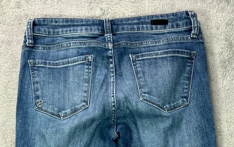 Kut from The Kloth Jeans Womens 2 Boyfriend Jeans Blue Distressed Wash Mid Rise - Image 4 of 4