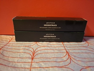 NEU Younique Moodstruck Lidschatten Stick Invigorating