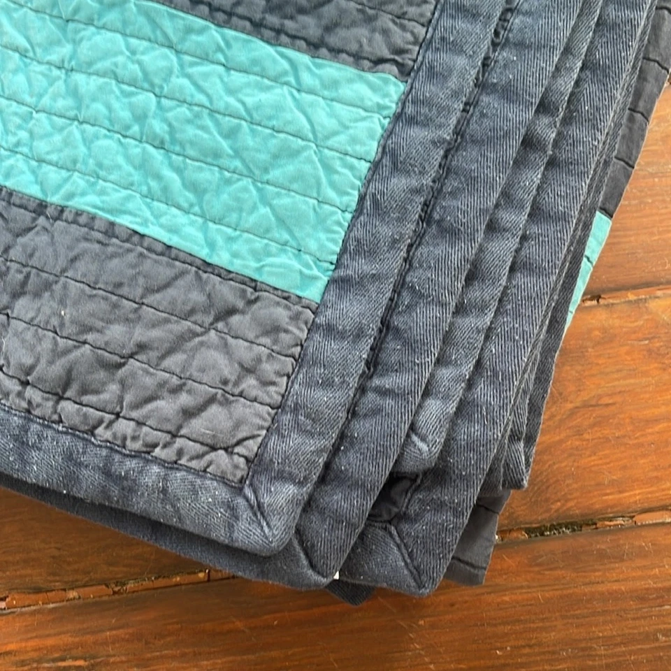 Cobertor de colcha listrado náutico Pottery Barn PB Teen rugby tamanho duplo - Imagem 2 de 4