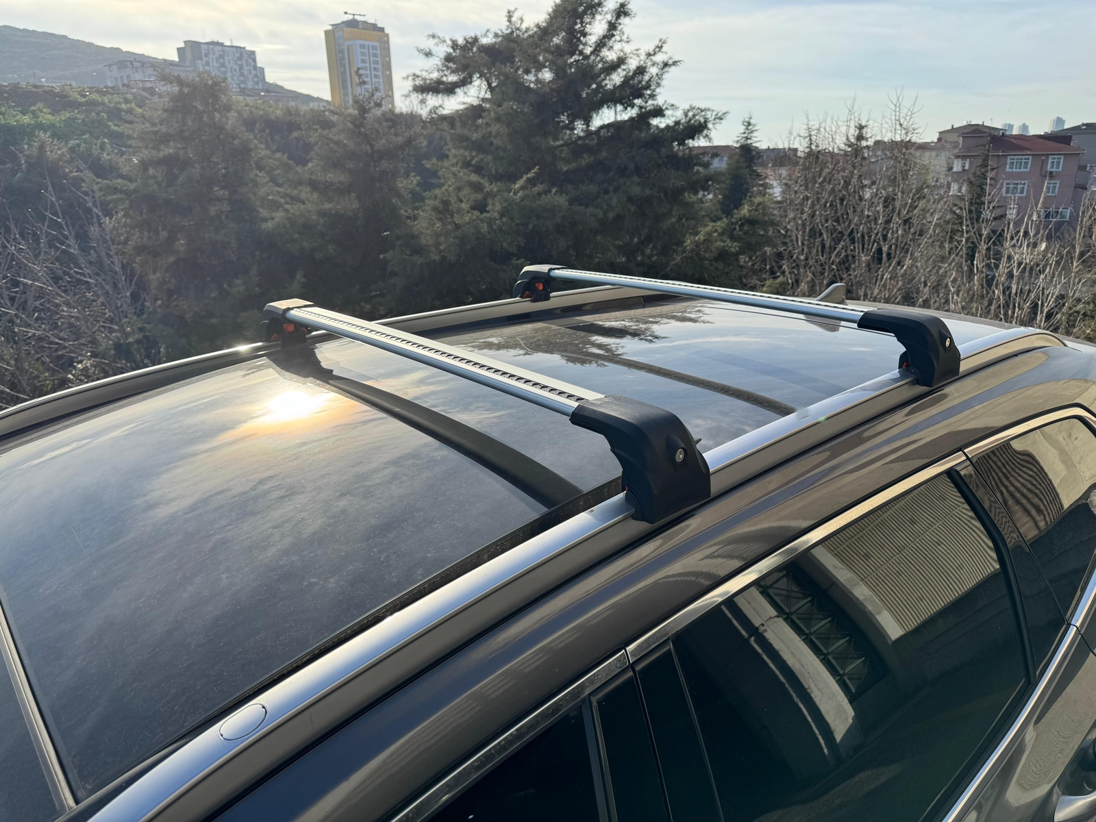 Premium Quality Roof Rack Cross Bar set for Audi e-tron 2019-2023-Silver