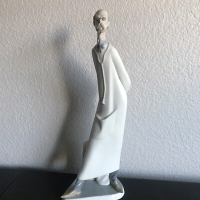 Lladro Collection Retired The Doctor Medico Figurine #4602 Stethoscope