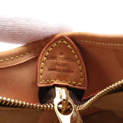 【新品未開封】2004年発行 ミシガン州Quarter 1 バンク•ロール LOUIS VUITTON Boesi MM Shoulder Bag M45714 Monogram leather