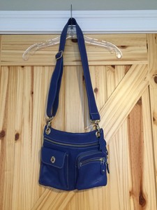 blue purse canada