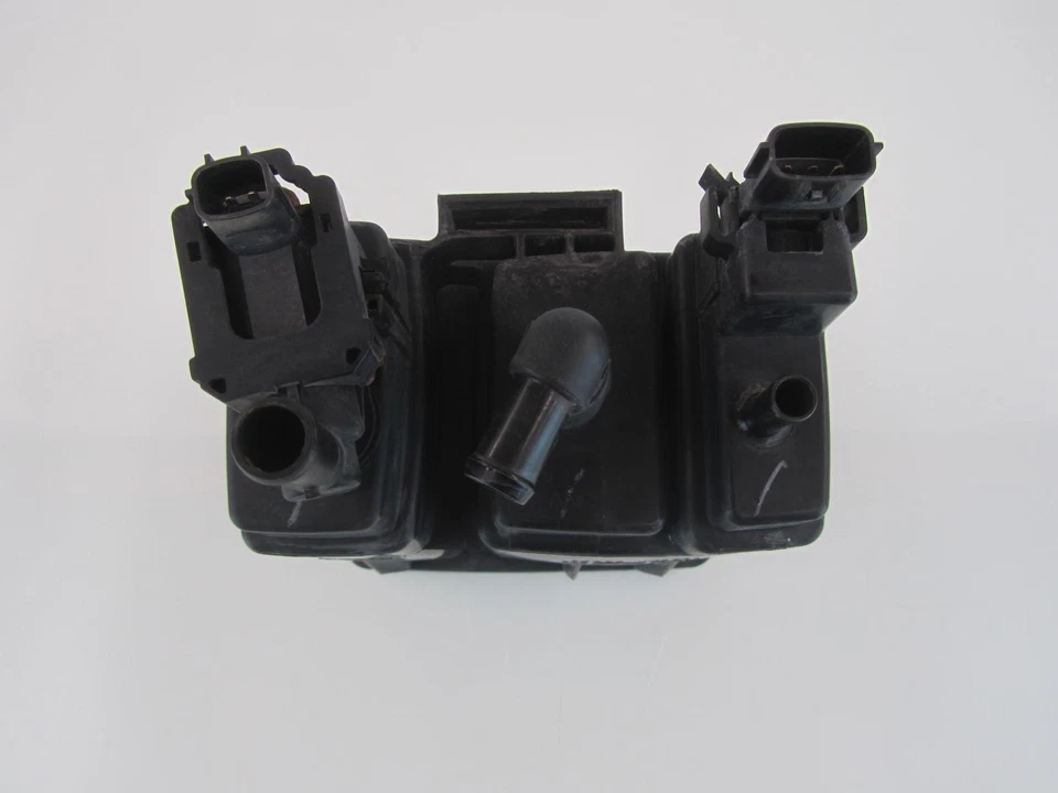 Bote de evaporación de evaporación de combustible de gas 11 Infiniti G25 2,5 AWD California 14950JK60A Foto 2 de 4