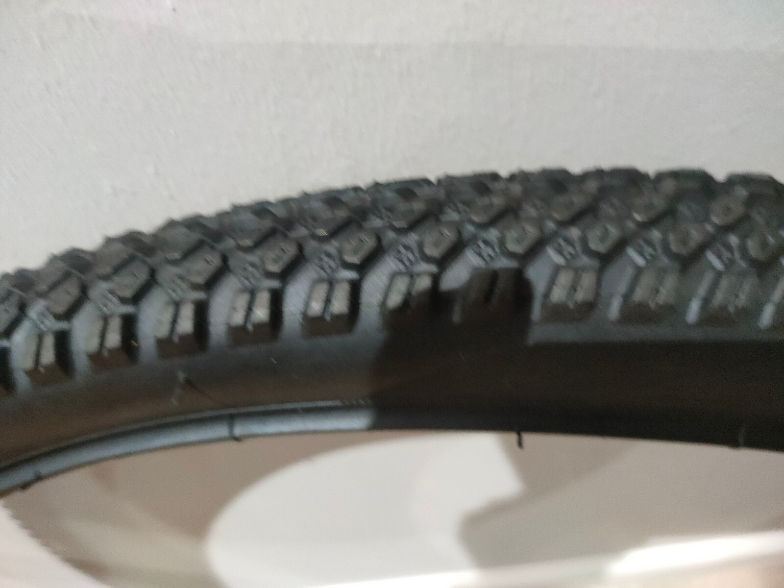 1 x Mountain Bike Cycle / Bike Tyre 26 x 2.125 eBay