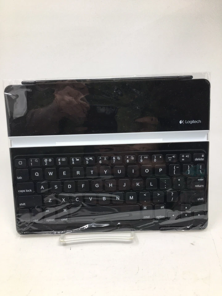 Logitech 920-004327 Ultrathin Keyboard Cover iPad 2 and 3rd Generation Bluetooth - Image 4 of 4