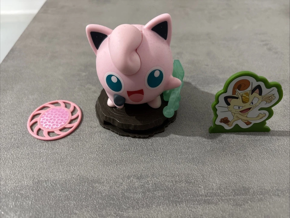 PIKACHU/SNORLAX/JIGGLYPUFF/DEDENNE SORPRESA KINDER 150gr POKEMON 2025 - Immagine 3 di 4