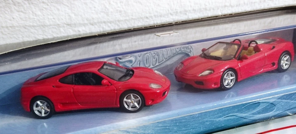 FERRARI 360 Modena gif set Spider + Berlinetta HOT WHEELS art 29621 1/43 - Immagine 3 di 4