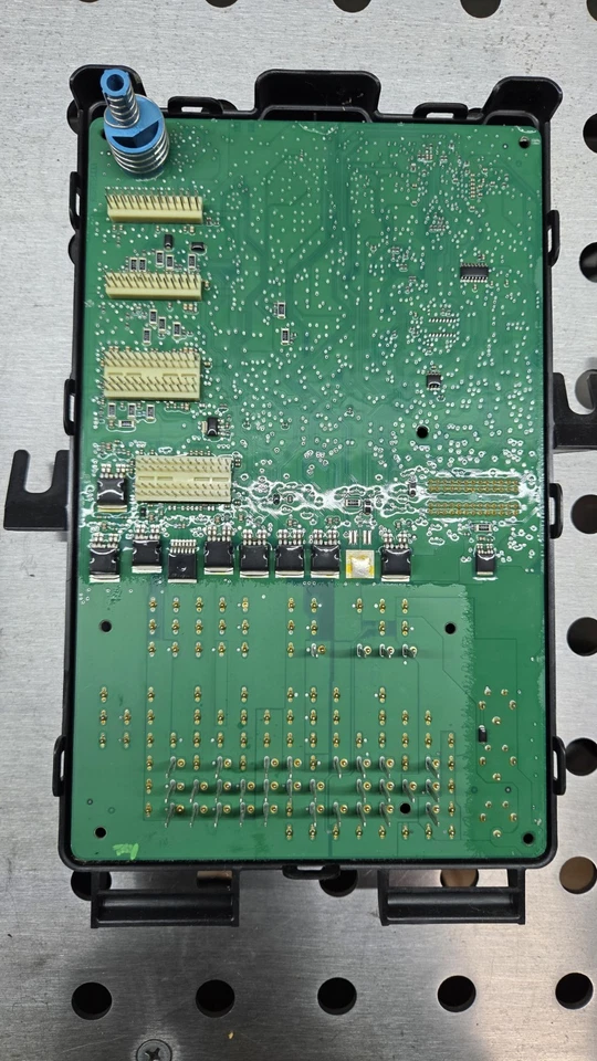 05-06 Ford Mustang BCM Multifunction Body Module Fuse Box 5R3T-14B476-FA - Image 3 of 4