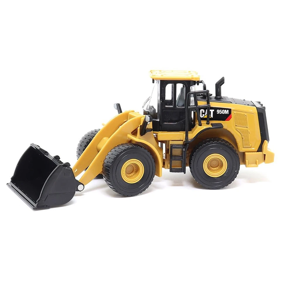 Diecast Masters 1/64 Caterpillar 950M Wheel Loader 84646CS - Image 2 of 4