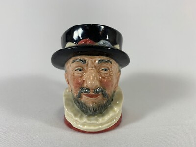 Vintage Antique Royal Doulton Beefeater Character Toby Mug Jug A Mark 3 1/4''