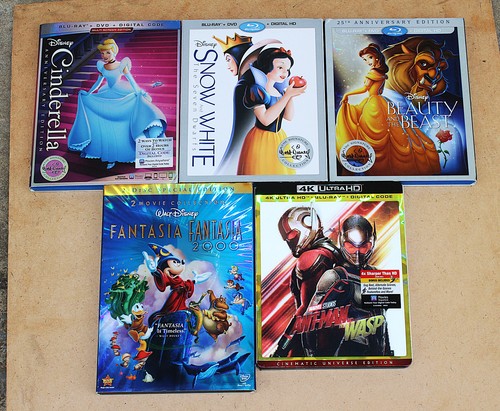 DISNEY 4K + BLU-RAY + DVD + SLIPCOVER LOT OF 5 MOVIES WITH 2 4K BLU-RAY DISCS