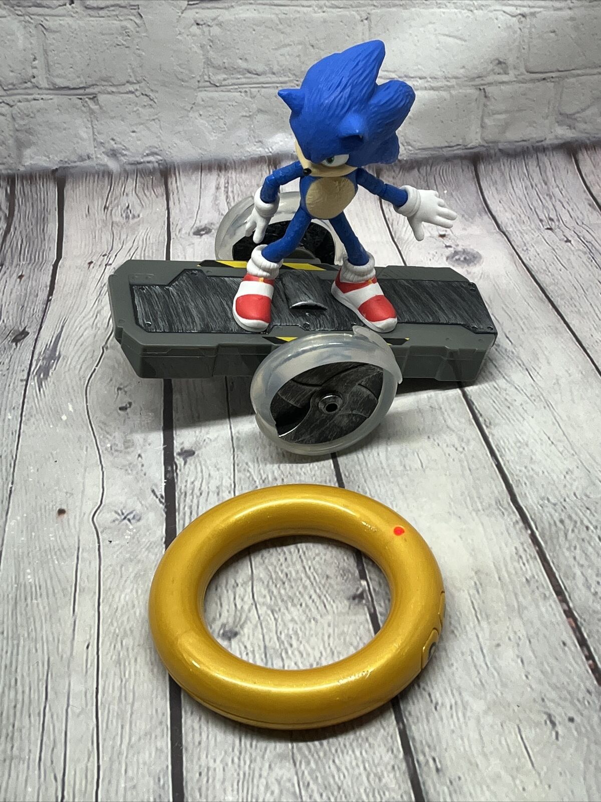 Jakks Pacific Sonic 2 Remote Control Sonic Speed 6-in Scale