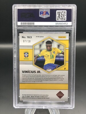2021-22 Panini Mosaic FIFA Vini Jr. Vinicius True Gold SSP 7/10