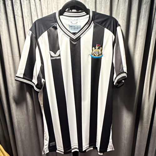Castore Newcastle United  Soccer Jersey XL BNWOT