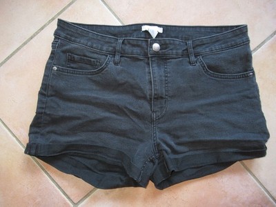 Tolle Damen Jeans Shorts von H&M *** Hot Pants *** Gr. 40 *** Farbe: schwarz