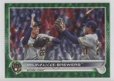 2022 Topps Series 2 Green Foilboard /499 Milwaukee Brewers Christian Yelich 18pd