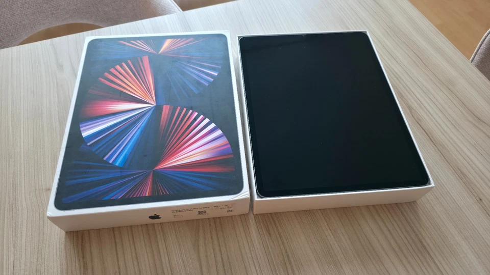 Apple iPad Pro 12.9-inch (5th generation) · 512GB · Wi-Fi, Foto 3 von 4