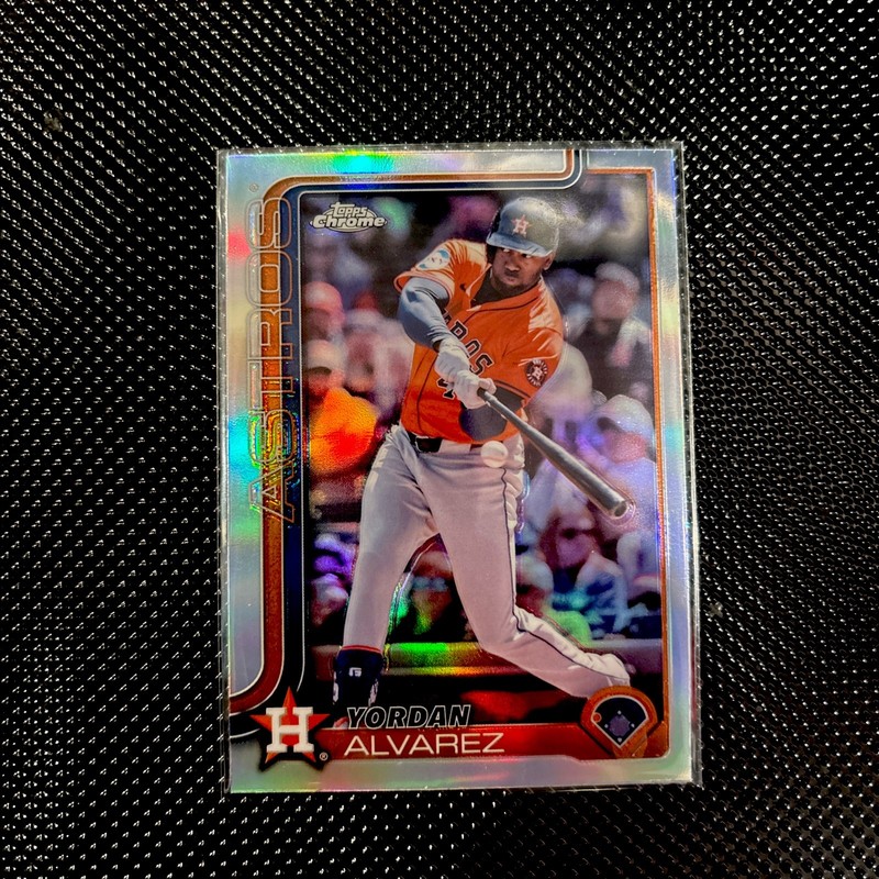 2025 Topps Chrome Refractor #267 Yordan Alvarez